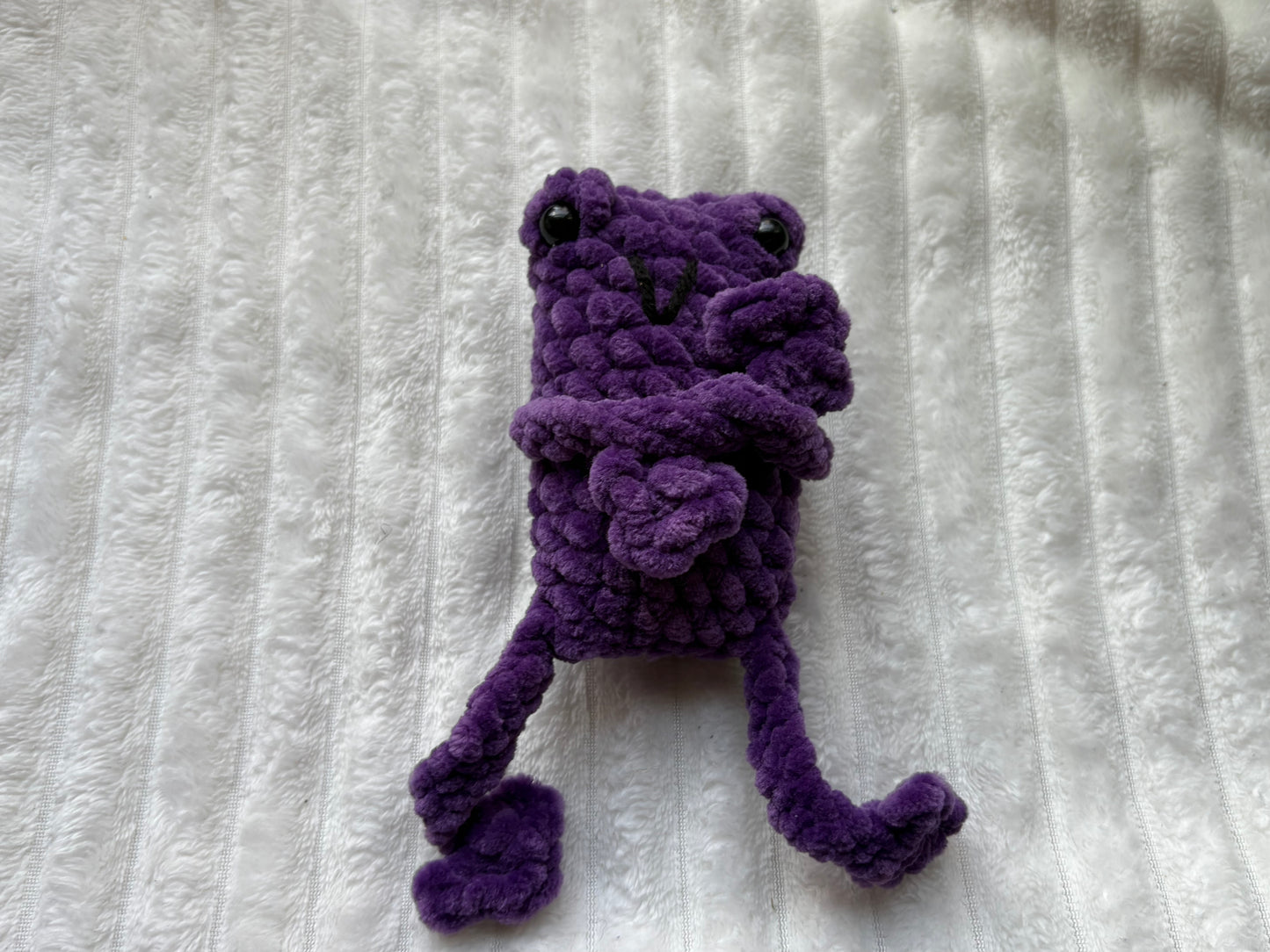 Leggy Froggy (with safety eyes)