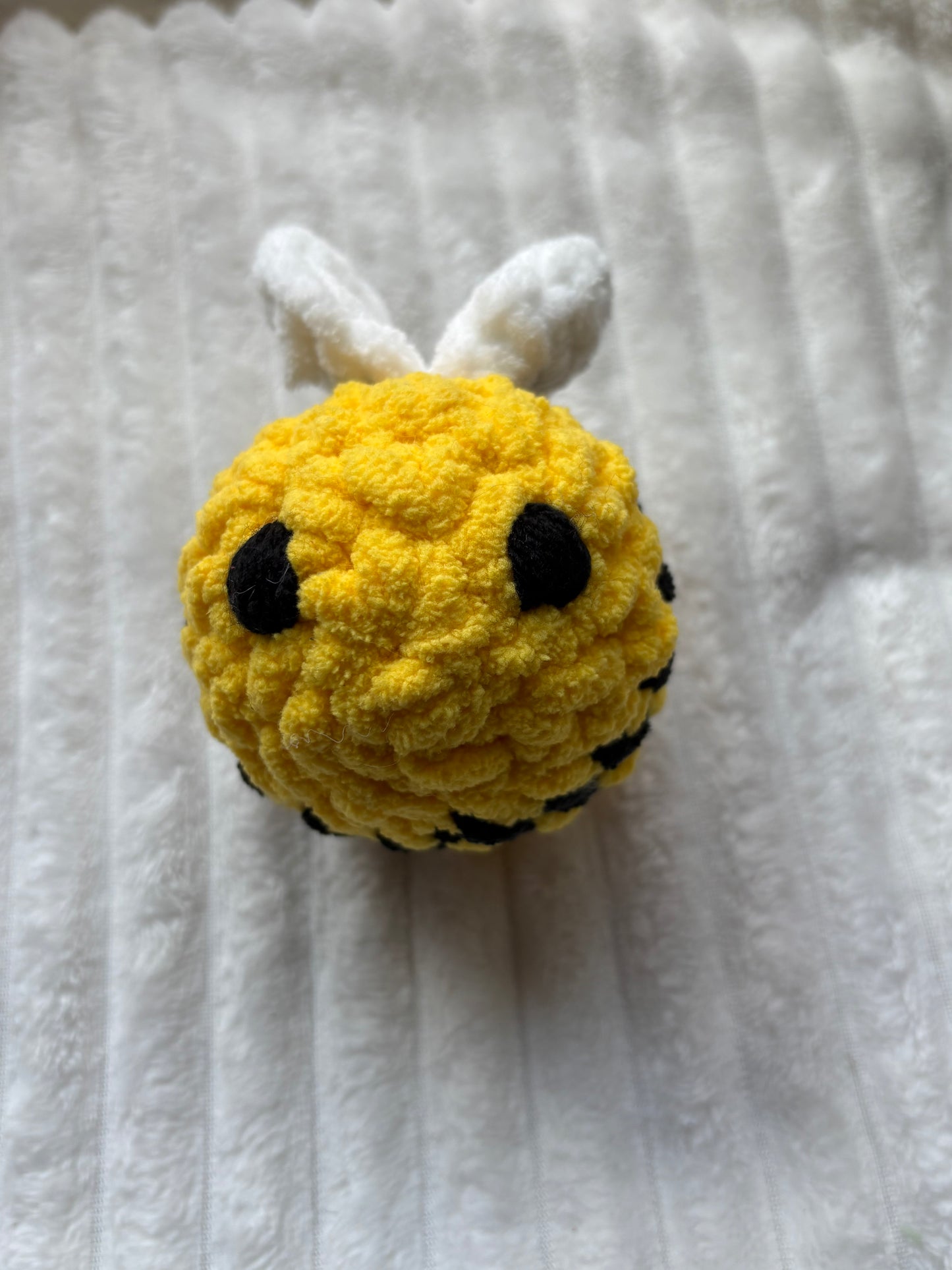 Pocket Bee (Yellow)