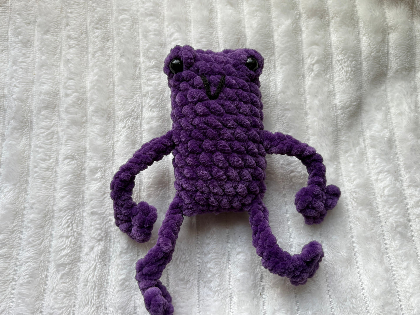 Leggy Froggy (with safety eyes)